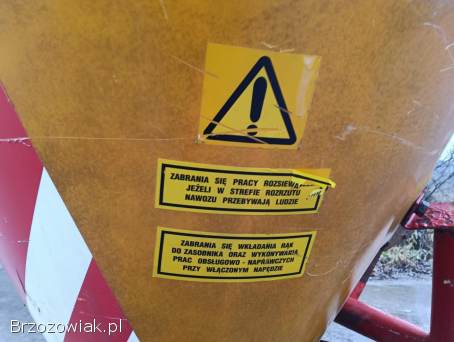 Rozsiewacz Nawozu Lejek BDB stan Gotowy do pracy LEJ Ursus C330 C360