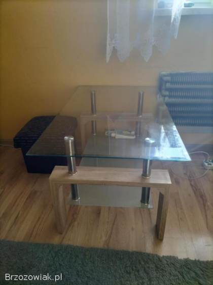 Ława,  mały stolik.