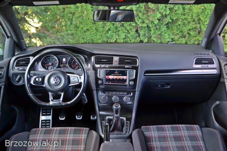 Volkswagen Golf VII GTI 2015