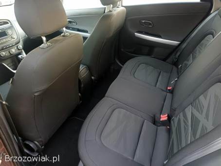 Kia Cee'd Benzyna 1.  6 16V 2013