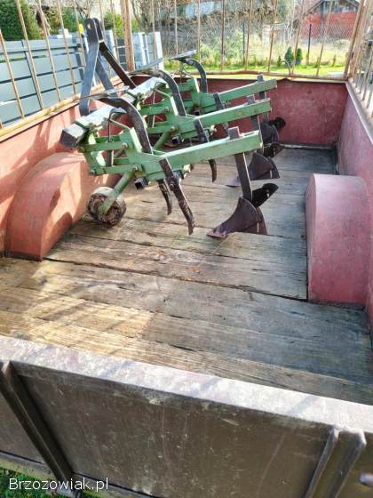 Przyczepa rolnicza jednoosiowa