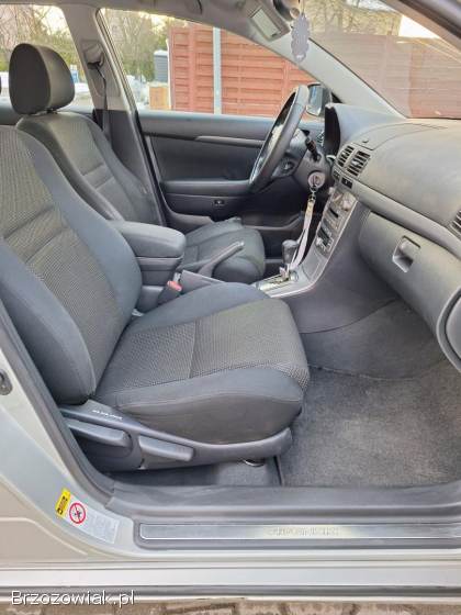 Toyota Avensis 2.  0 Automat Lift 2006