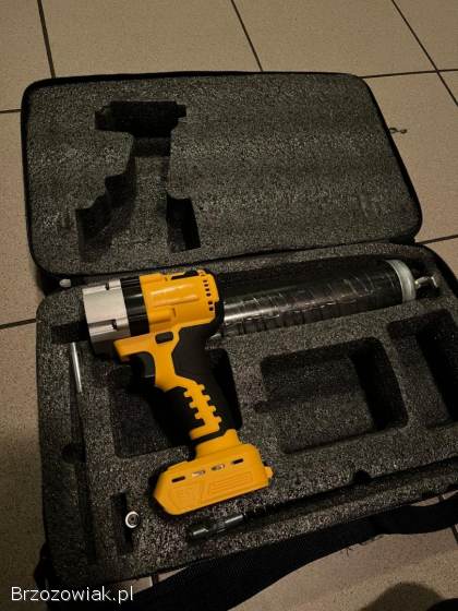 Smarownica towotnica akumulatorowa milwaukee dewalt