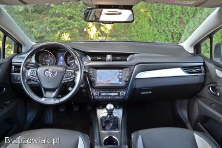 Toyota Avensis III lift 2016