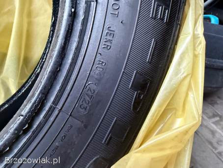 Opony zimowe 235/60 R18 Imperial 4x 7,  5mm 2023 r.