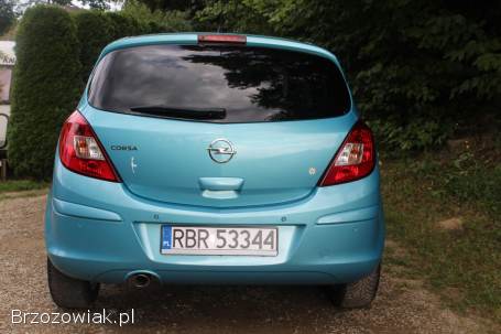 Opel Corsa 1.  4 Satellite 2011