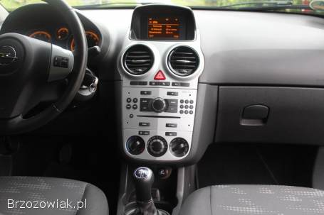 Opel Corsa 1.  4 Satellite 2011