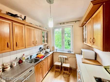 BIURO KROŚNIEŃSKIE NIERUCHOMOŚCI POLECA