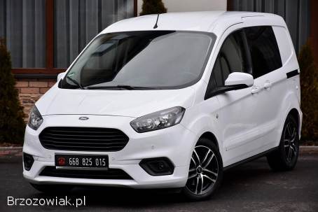 Ford Transit Courier 2021