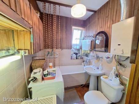 BUDYNEK MIESZKALNY Z DUŻYM WARSZTATEM W CENTRUM KROSNA!