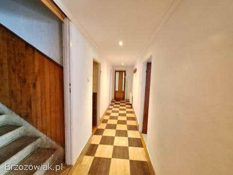 BUDYNEK MIESZKALNY Z DUŻYM WARSZTATEM W CENTRUM KROSNA!