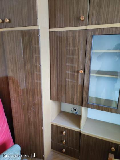 Meblościanka oddam za darmo