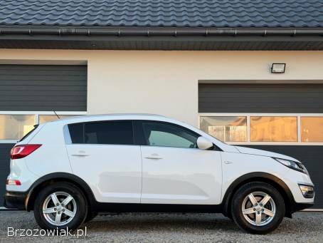 Kia Sportage 1.  6 BENZYNA 2012
