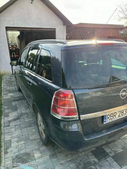 Opel Zafira Zafira b 2005