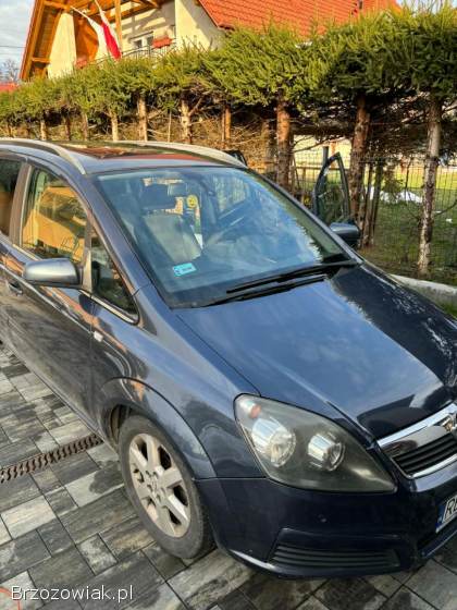 Opel Zafira Zafira b 2005