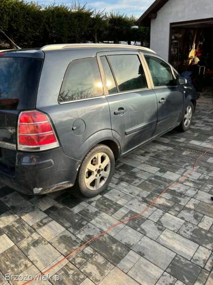 Opel Zafira Zafira b 2005