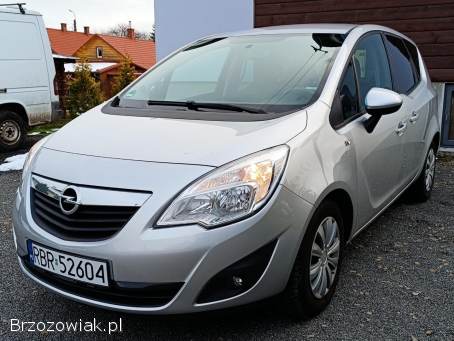 Opel Meriva 1.  4 benzyna  2011
