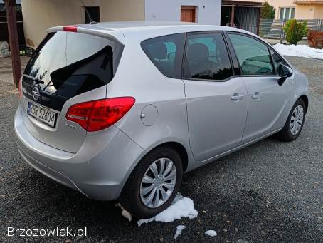 Opel Meriva 1.  4 benzyna  2011