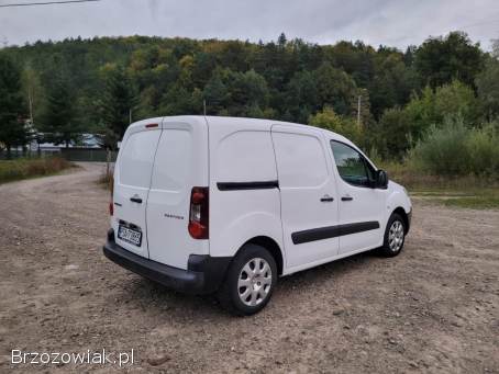 Peugeot Partner z 2016 roku z ekonomicznym silnikiem 1.  6 hdi 75KM
