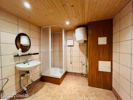 Dom w spokojnej części Ustrobnej