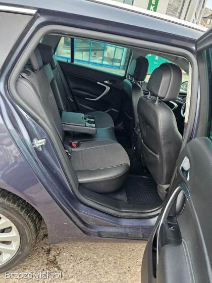Opel Insignia 2.  0CDTI AUTOMAT 2010
