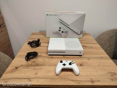 Okazja!  Xbox one S 1TB + pad i sporo gier!  Super Stan!  Gwarancja!