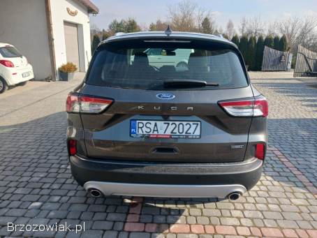 Ford Kuga 2.  5 hybrid plugi 2022