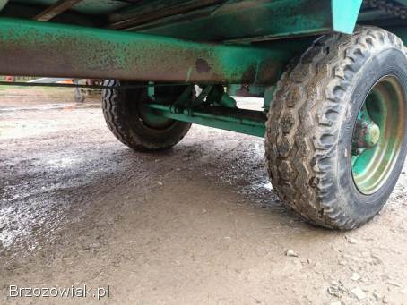 Rozrzutnik obornika jednoosiowy 2.  5T