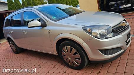 Opel Astra H 1.  7 CDTI 110K 2010