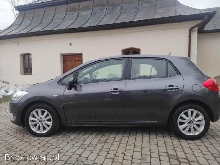 Toyota Auris 2009