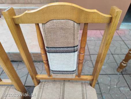 Sprzedam krzesła i stół w suoer stanie!