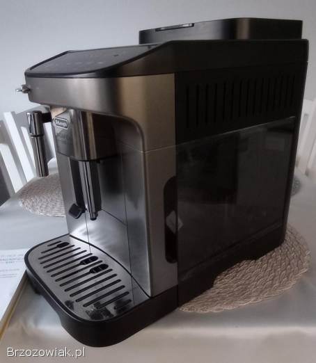Ekspres DELONGHI Magnifica Evo
