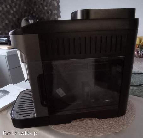 Ekspres DELONGHI Magnifica Evo