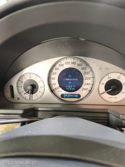 Mercedes-Benz Klasa E W211 Avangarde 2003