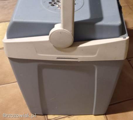 Lodówka turystyczva 12V/220V