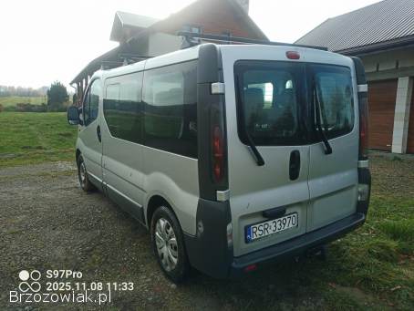 Renault Trafic 9 osobowy