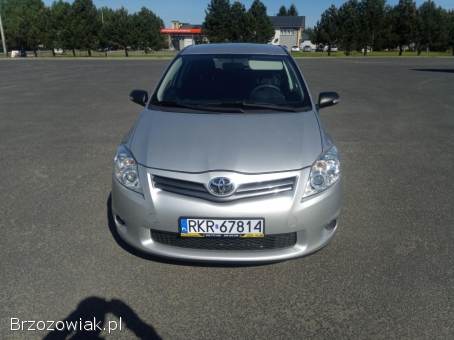 Toyota Auris 2010