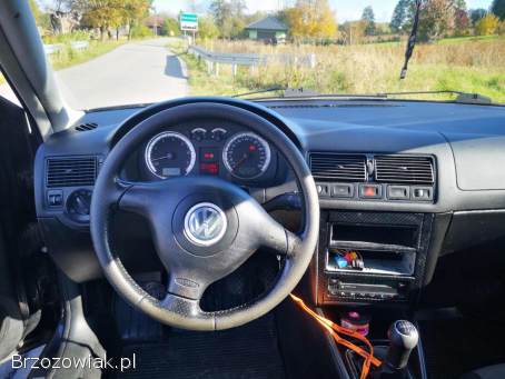 Volkswagen Golf Pacific 2003