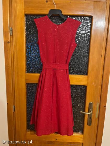 Midi sukienka brokatowa w kolorze czerwonym