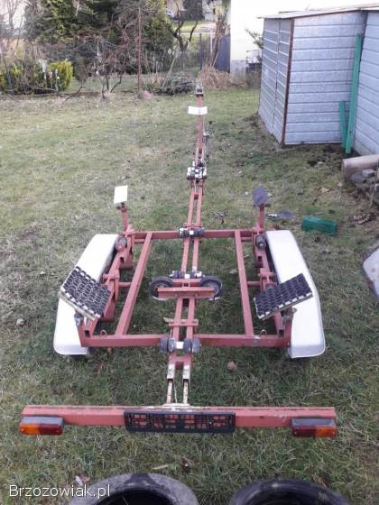 PRZYCZEPA PODŁODZIOWA UNIWERSALNA.