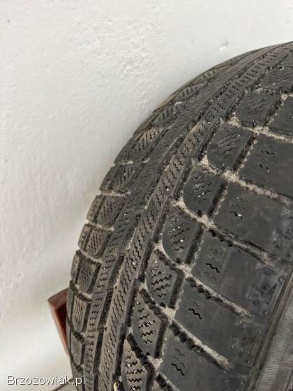 Opony zimowe roz.  225/50/R17