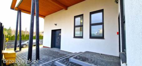 Atrakcyjny obiekt usługowy w Bukowsku