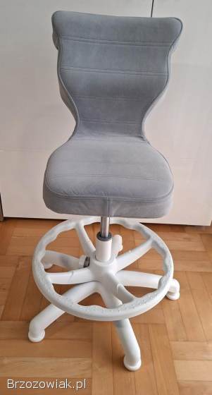 Entelo Petit -  krzesło do biurka dla dziecka obrotowe z podnóżkiem