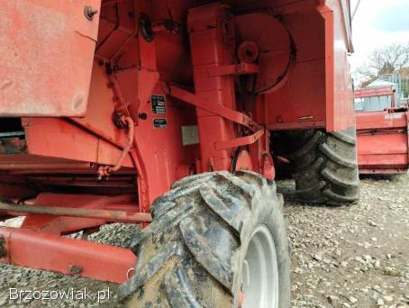 Kombajn zbożowy MASSEY FERGUSON 530