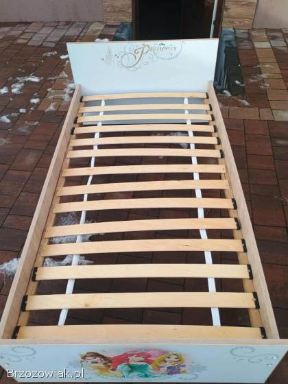 Sprzedam łóżko dla dziewczynki