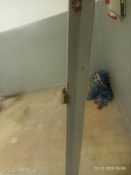 Solidne drzwi Warsztatowe / przemysłowe