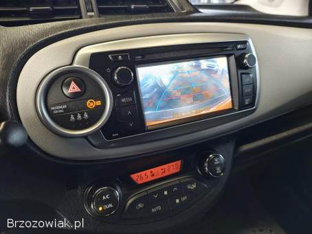 Toyota Yaris 1.  3Benzyna!   2012