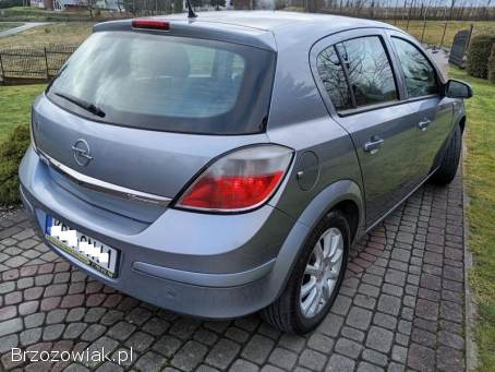 Opel Astra H 2004