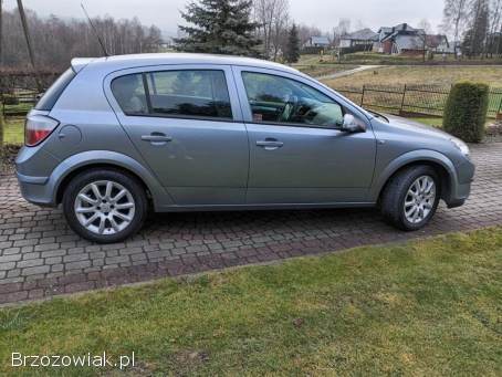 Opel Astra H 2004