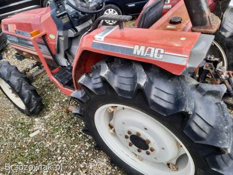 Traktor mitsubishi 33 km 4x4 Napęd